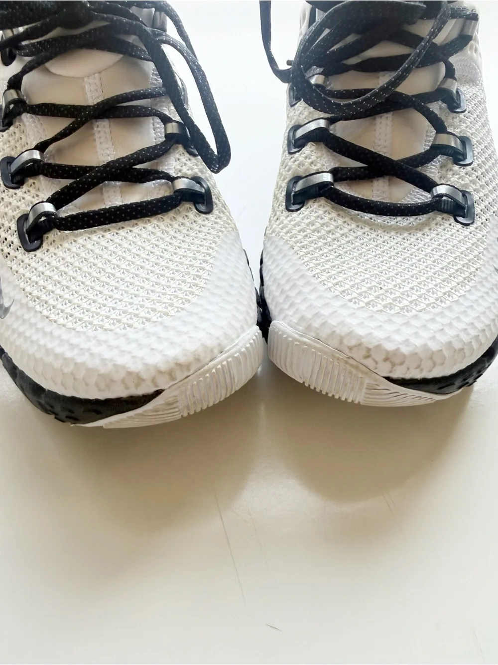 Nike Free Metcon 4 Premium Training Shoes- White Black Silver Size 8